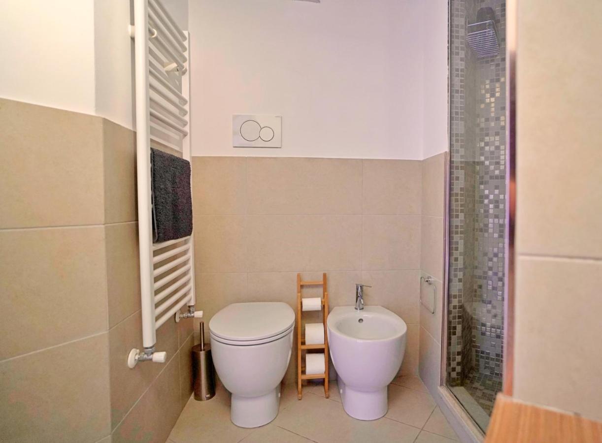 P&D Apartments Darsena Milan Luaran gambar