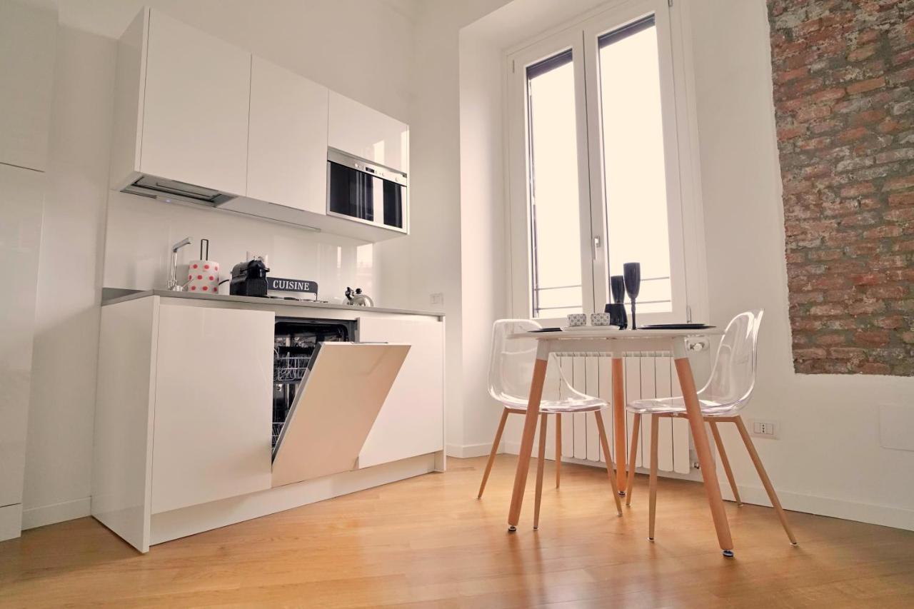 P&D Apartments Darsena Milan Luaran gambar